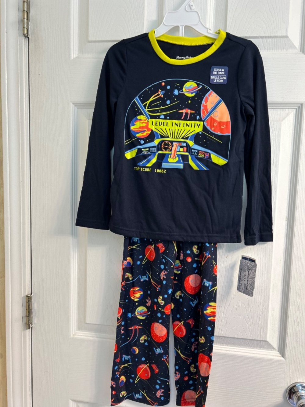 Boys Tommy Bahama PJ's size 6